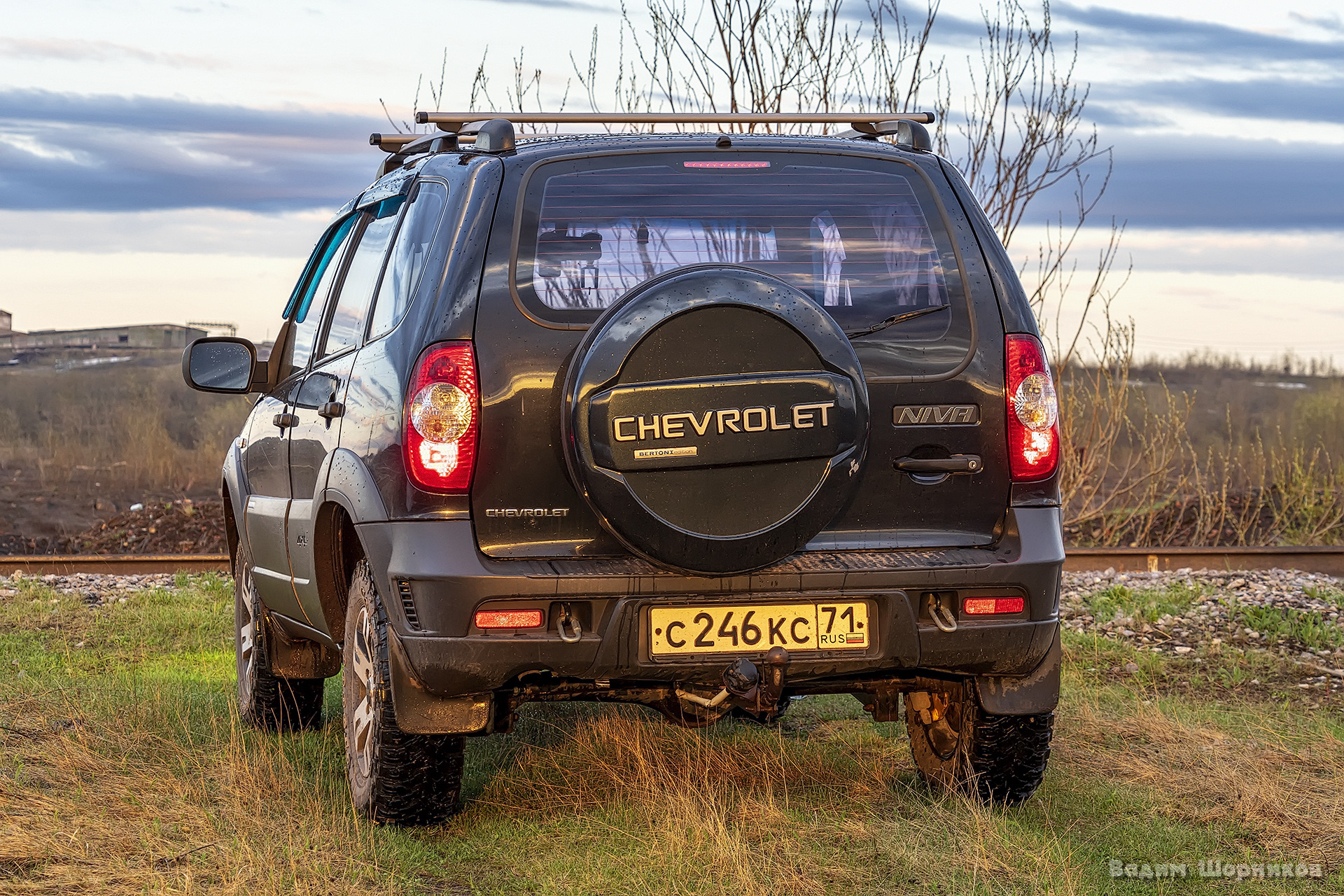 Установка поперечин АПС — Chevrolet Niva, 1,7 л, 2011 года | аксессуары ...