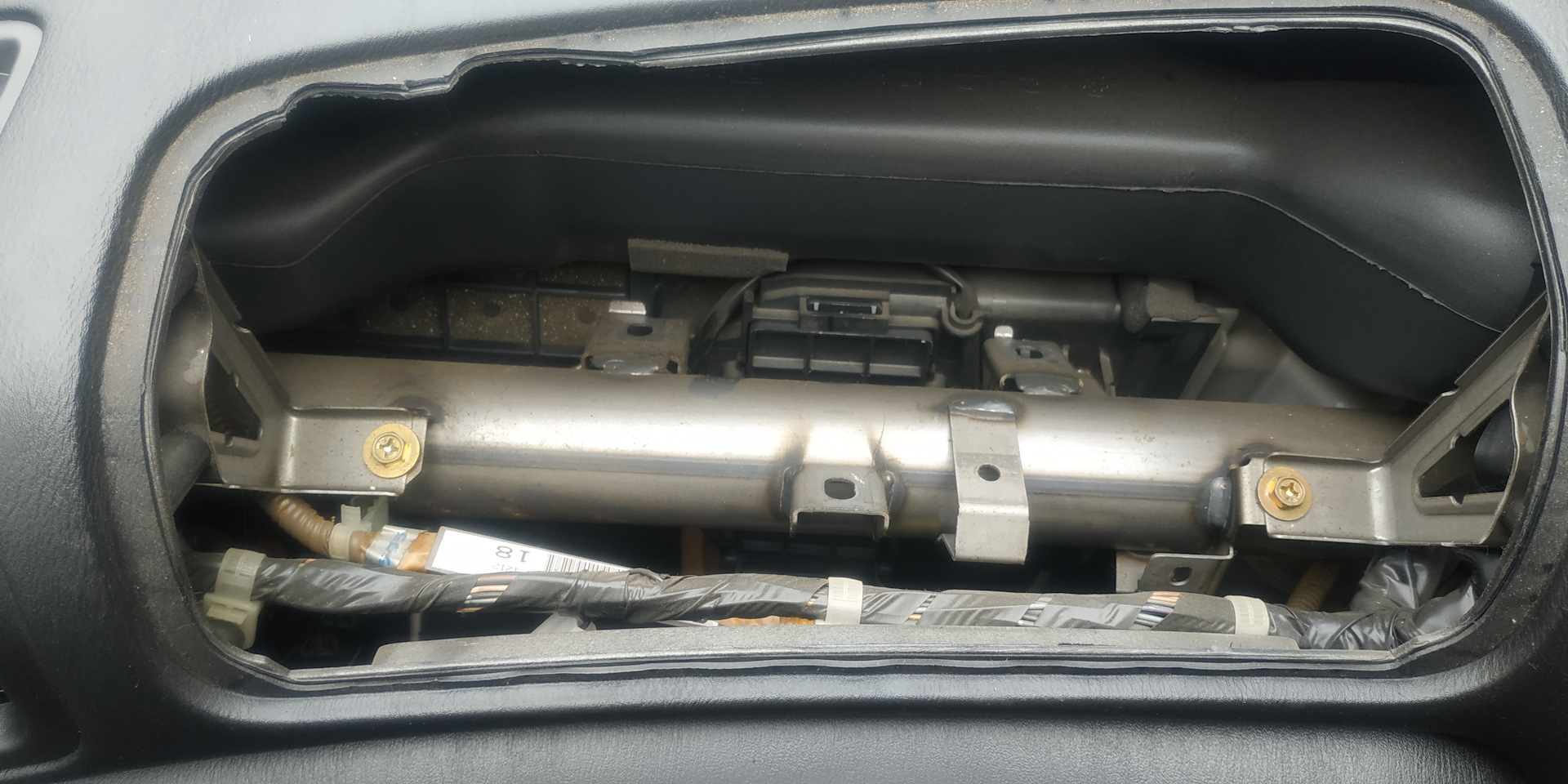 #2 Снятие торпедо — Subaru Legacy B4 (BE), 2 л, 2000 года | своими ...