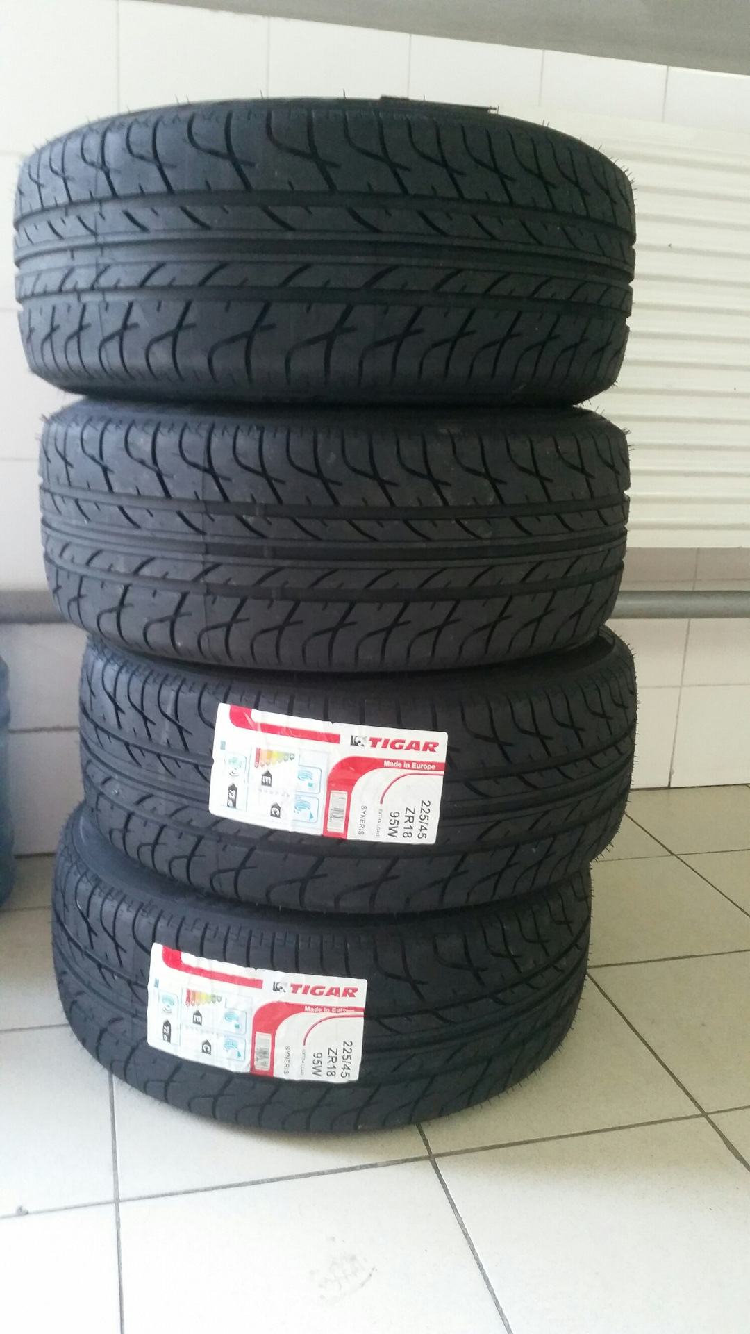 Летняя резина Tigar Syneris 225/45 R18 — Mazda 6 (2G) GH, 2,5 л, 2008 ...