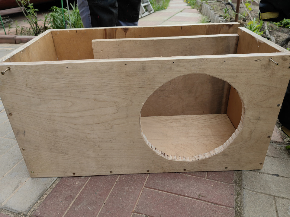 Замена сабвуфера на DL AUDIO Phoenix Black Bass 12. Да прибудет ветер ...