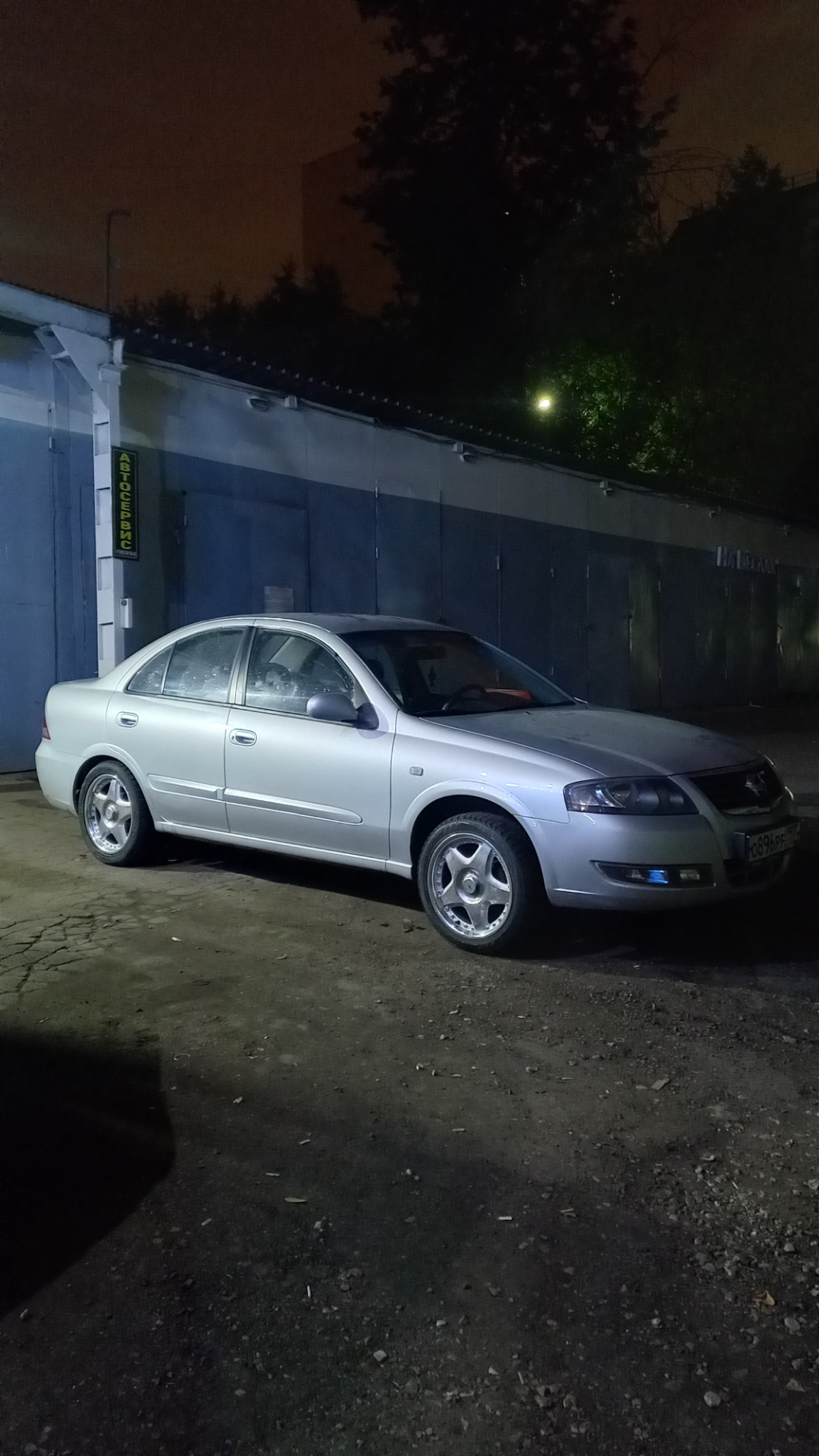 Теперь занижения просит — Nissan Almera Classic (B10), 1,6 л, 2011 года ...