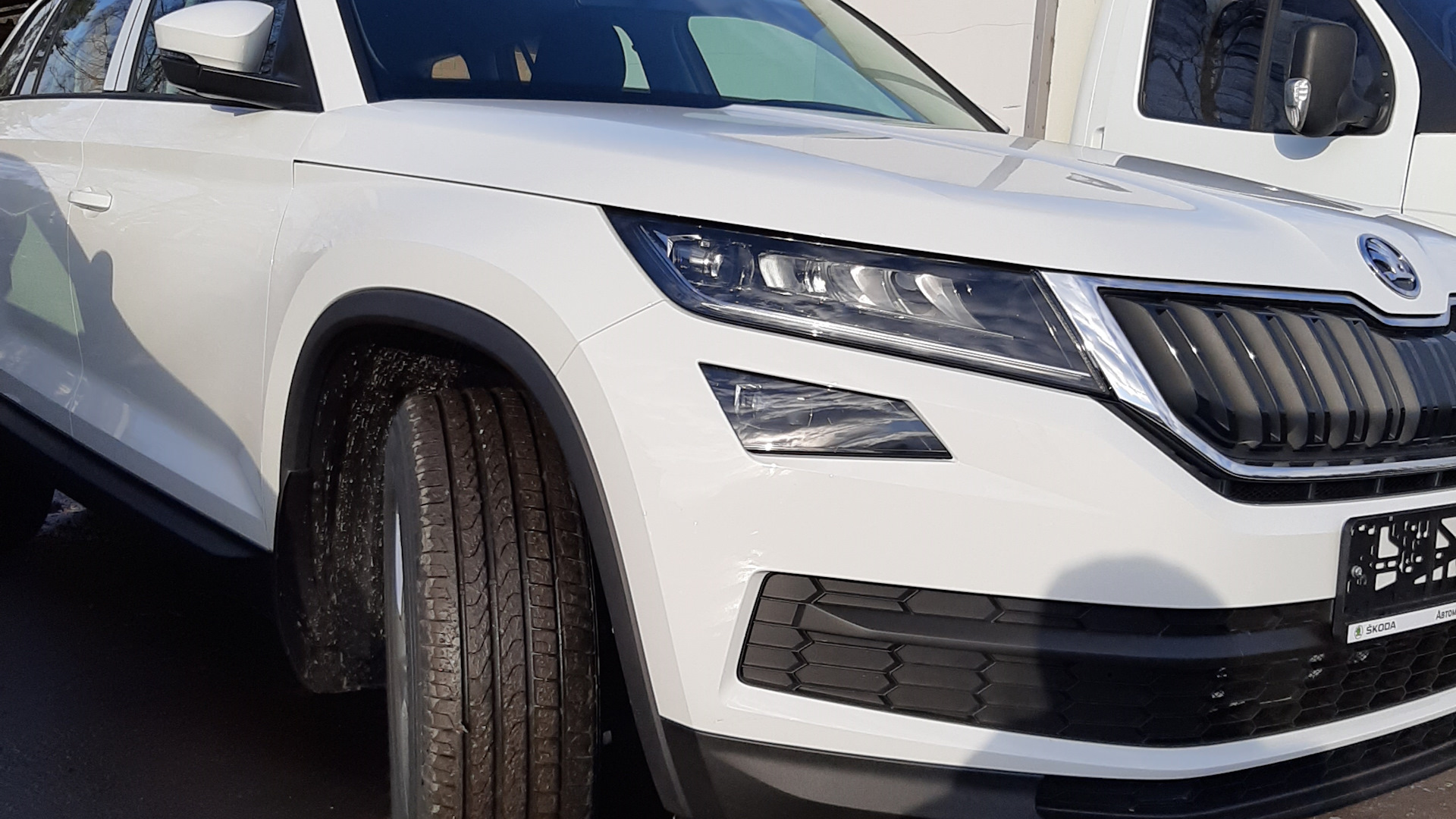 Проставки кодиак. Skoda Kodiaq 1.4 Turbo. Шкода Кодиак 2021 2.0 бензин. RCS Light Кодиак. 57a072530 Кодиак.