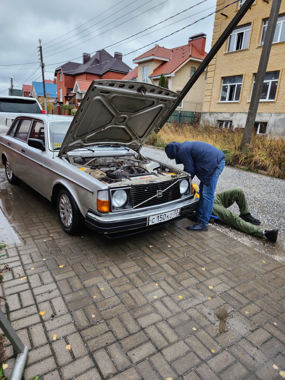 Двуха продана. V8 LQ9 в продаже) — Volvo 244, 2,1 л, 1980 года | продажа  машины | DRIVE2