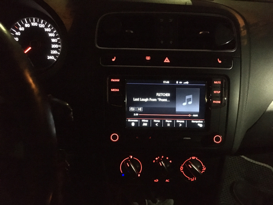 Rcd 330 plus desay, спонтанная покупка. — Volkswagen Polo Hatchback Mk5 ...