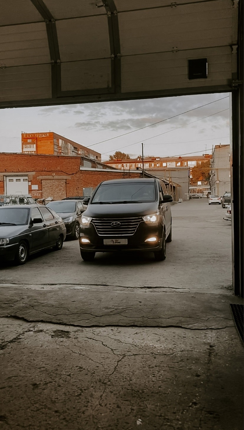 Hyundai GrandStarex (Хёндай Гранд Старекс) 2018 года с двигателем 2.5D ...