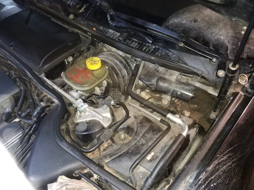 Ремонт трапеции дворников и поводки от Allroad или A6C5 — Audi A8 (D2 ...