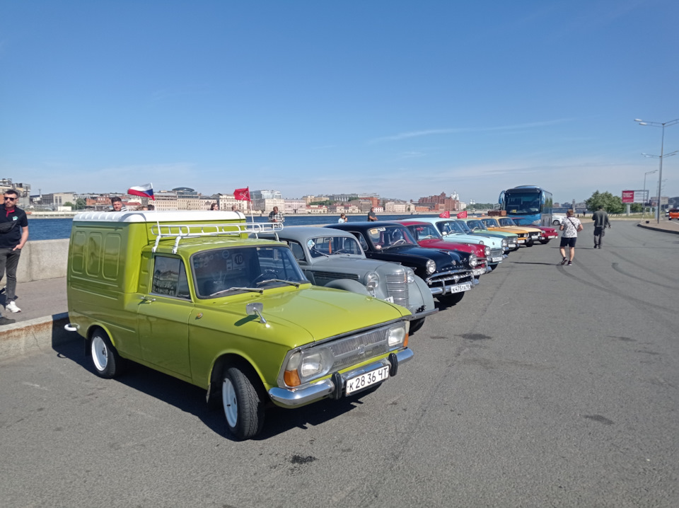 День Москвича 2024 — ИЖ 2715, 1,5 л, 1981 года | покатушки | DRIVE2