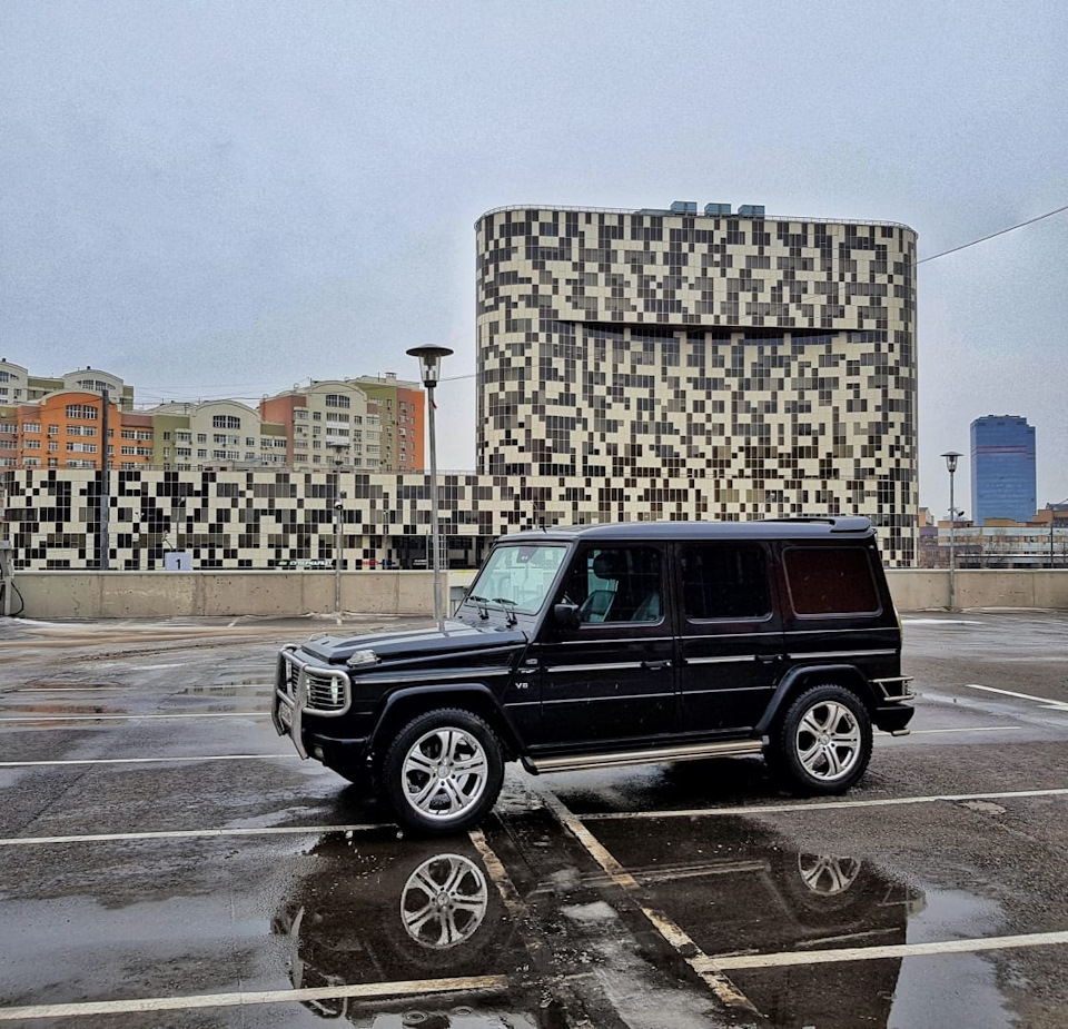 Сомон тч гелик. Mercedes Benz g500 2022 Expedition. Mercedes Benz g class 2023. Мерседес g500 драйв 2. Гелендваген Тиффани.