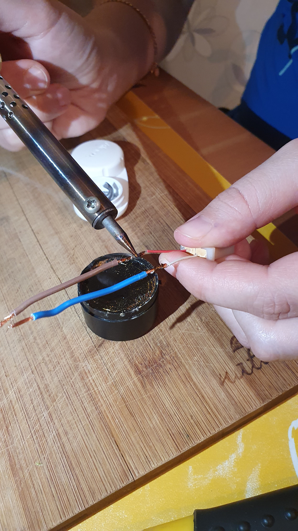 #7 Оживляем Туарег, часть 1 "Возвращение звуков приборной панели ...