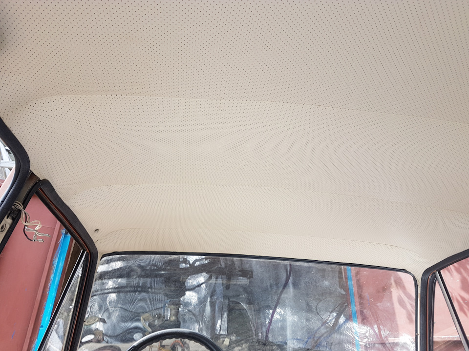 Натяжка потолка . — Lada 21063, 1,3 л, 1990 года | своими руками | DRIVE2