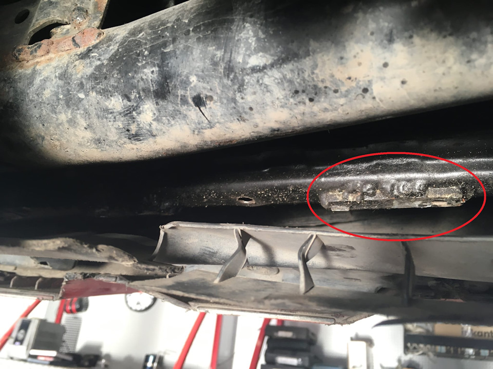 Помогите перебрать переднюю подвеску — Audi 80 (B3), 1,8 л, 1991 года ...