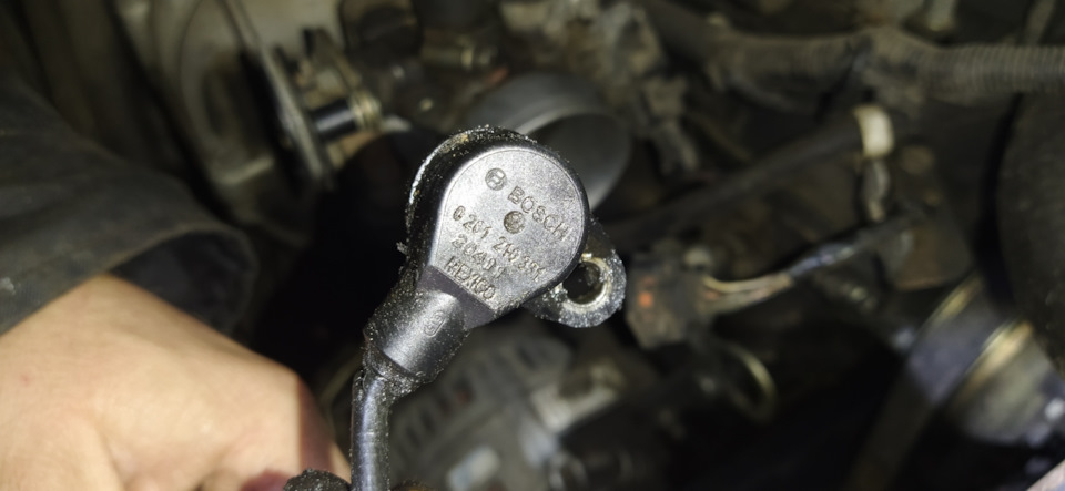 Датчик коленвала. Есть ли на Хантере блокировка? — УАЗ 315196, 2,7 л ...