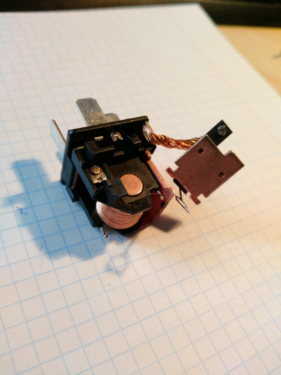 Пропало электро питание Лада Калина = замкнувшее реле вентилятора ...