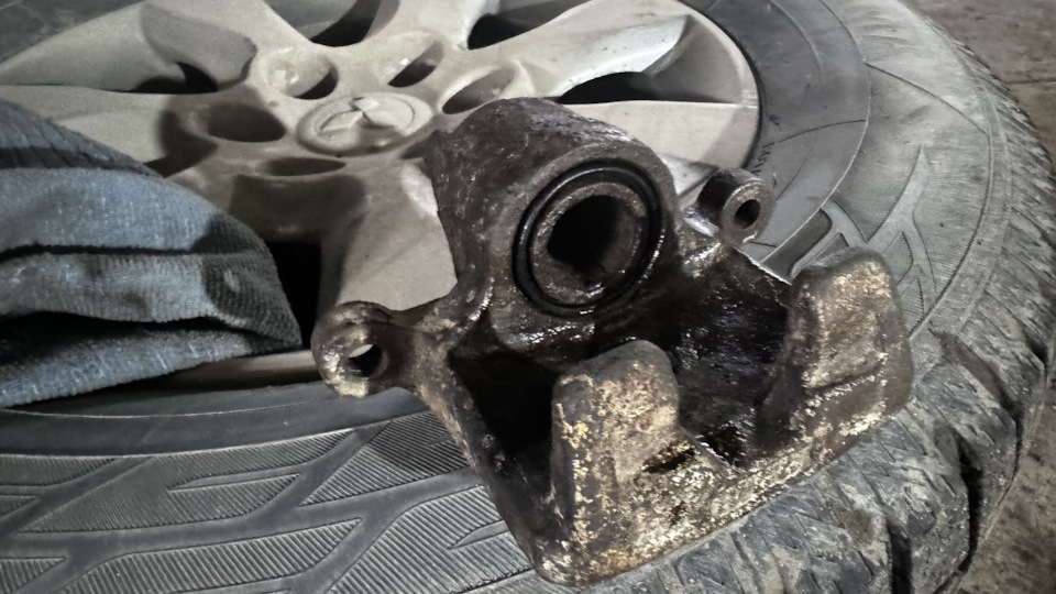 После — Mitsubishi Pajero (4G)