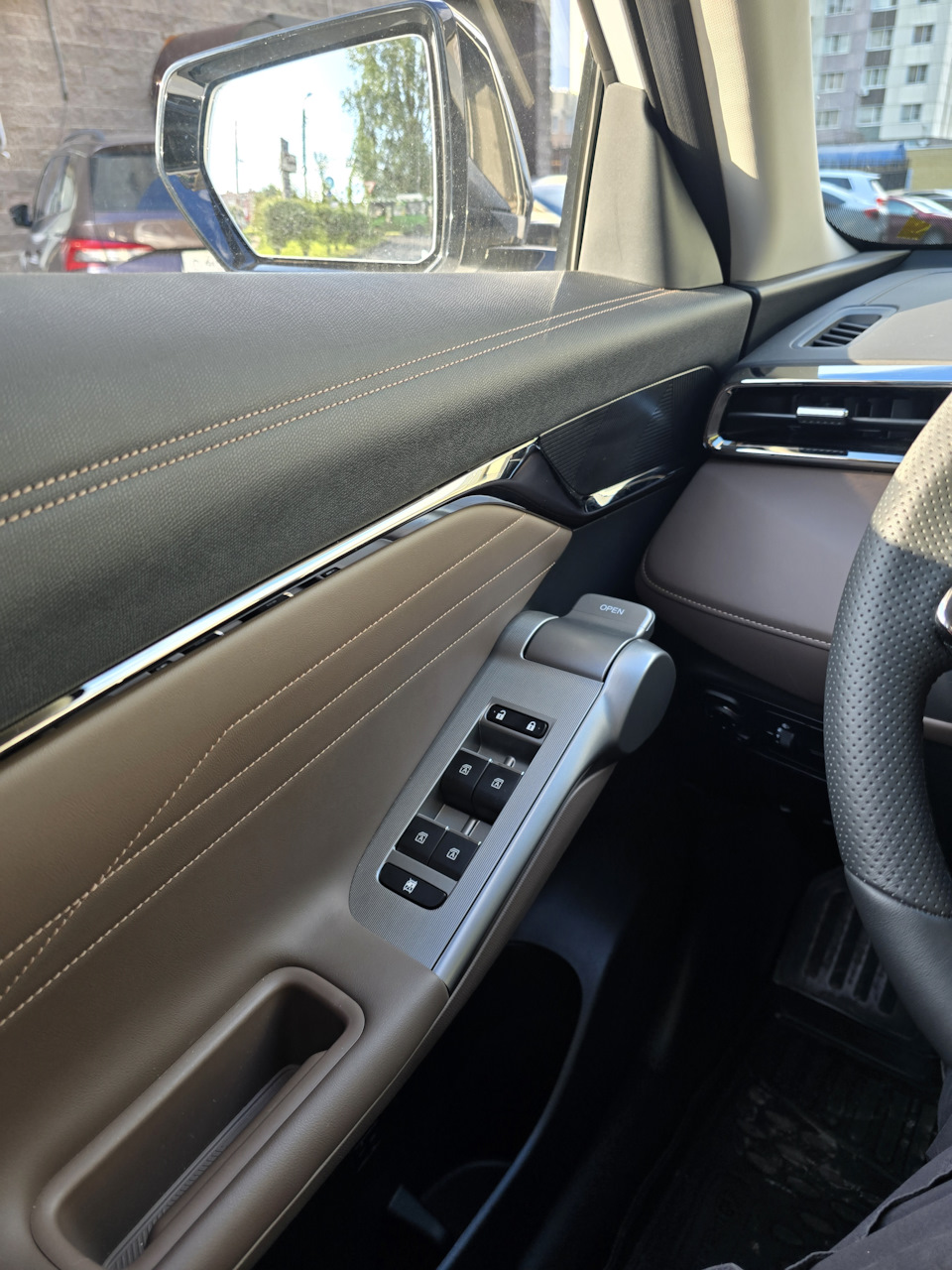 Необычная ручка открывания двери — GAC GS4