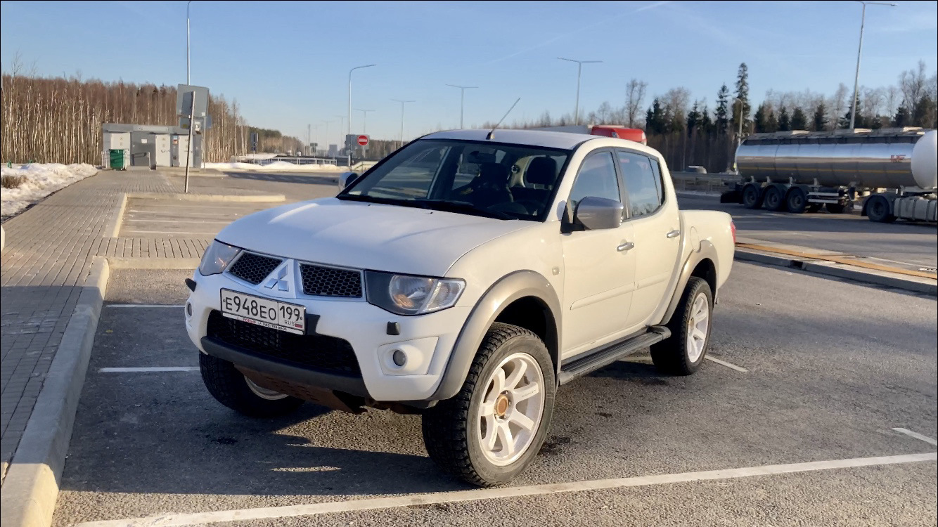 L200 матовый хаки