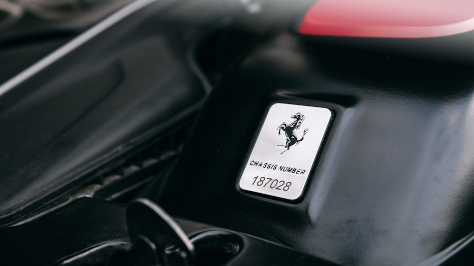 Фото в бортжурнале Ferrari FF