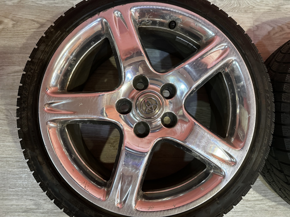Шины всесезонные 205/45 R17, штампованные диски Toyota aristo 17 5x114 ...