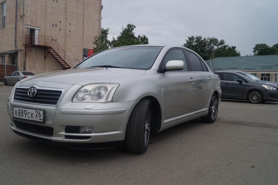 Тойота авенсис беларусь. Toyota Avensis 2004. Тойота Авенсис 2004 года. Тойота Avensis 2004. Тойота Авенсис 2004 года бежевая.