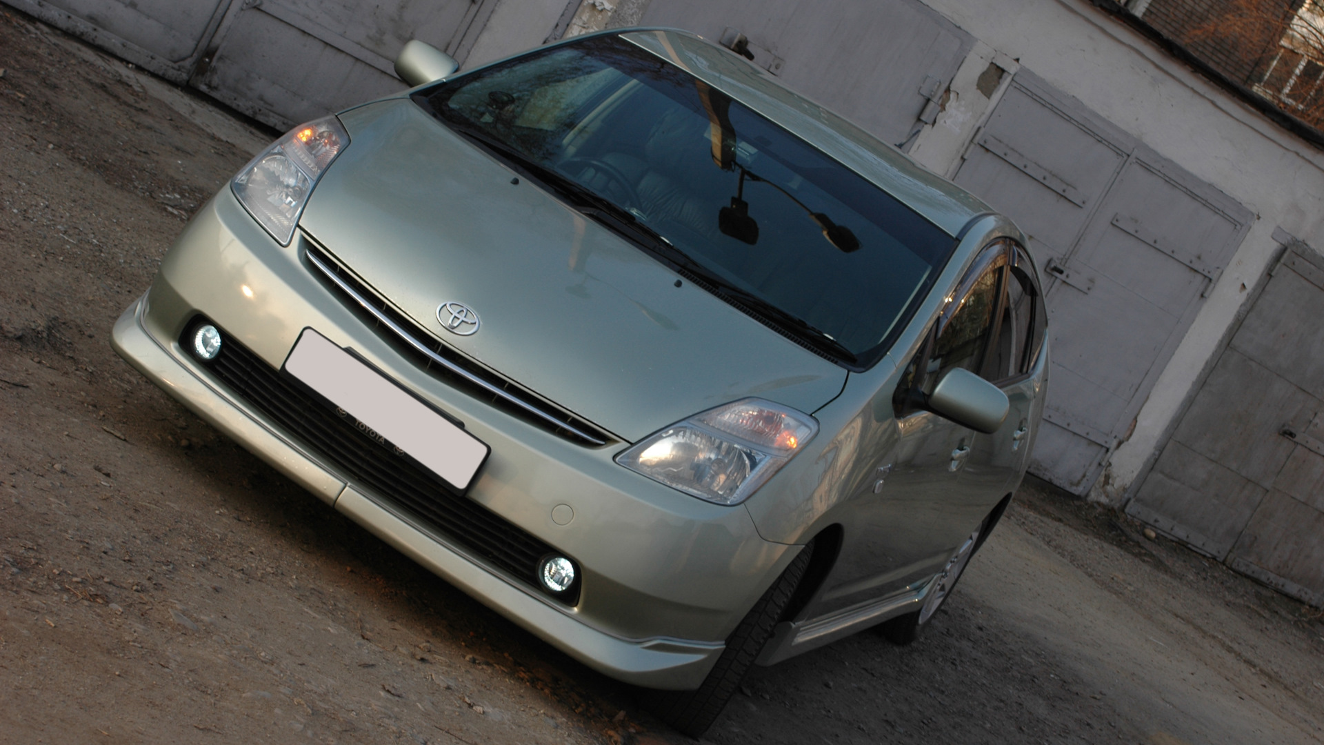 Toyota Prius (20) 1.5 гибридный 2005 | рабочая лошадка на DRIVE2