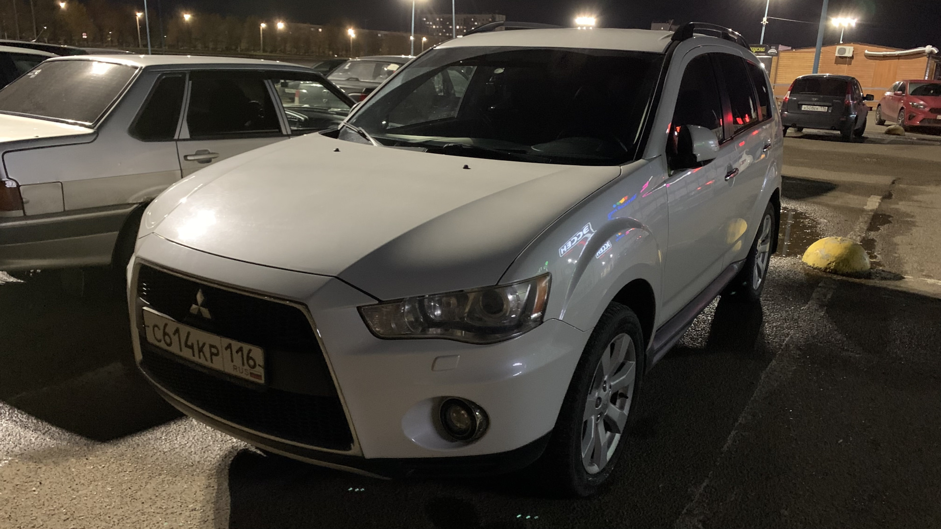 Mitsubishi Outlander XL 2.4 бензиновый 2011 | Муха)) на DRIVE2