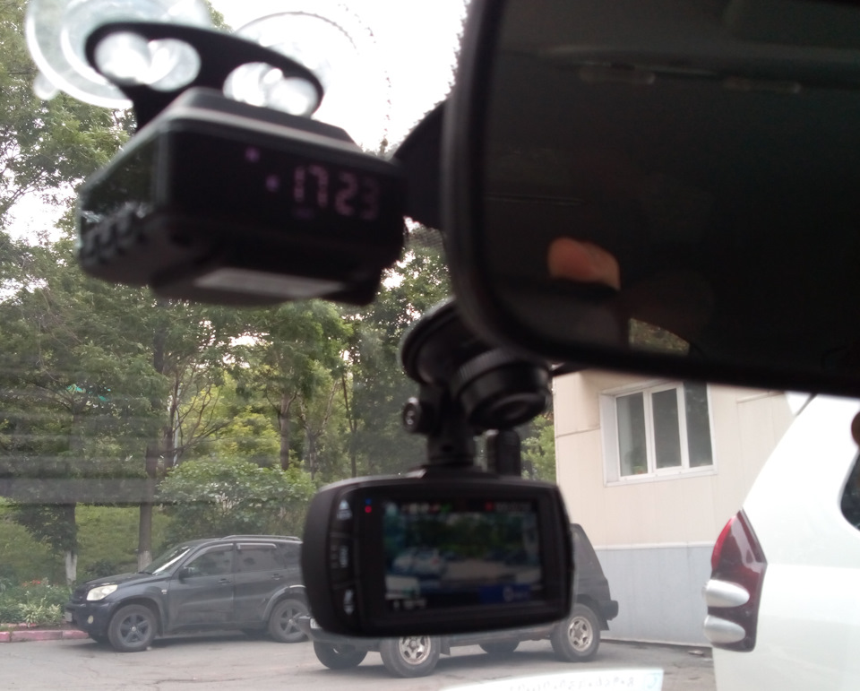 Чуть не пролетел :-) (подключение радар-детектора и регистратора ...