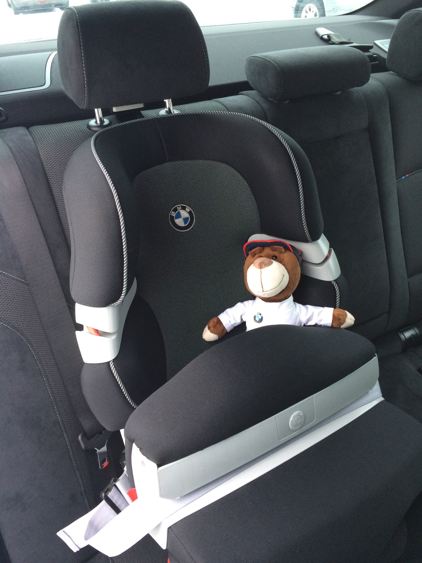 Детское кресло bmw isofix