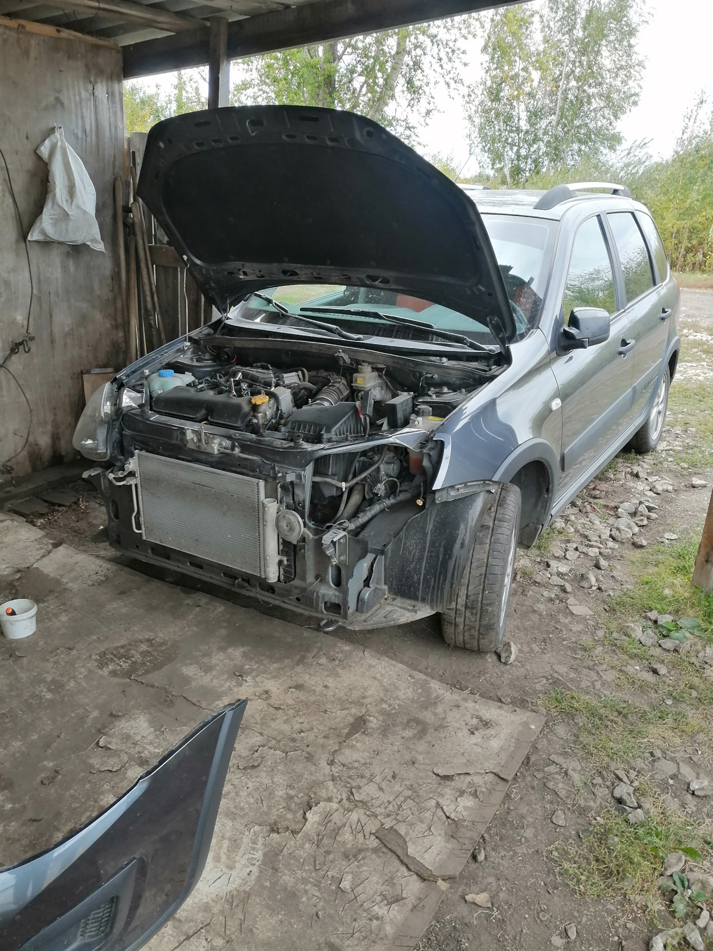 Замена лампы ближнего света. Эпик фейл — Lada Kalina Cross, 1,6 л, 2017  года | расходники | DRIVE2