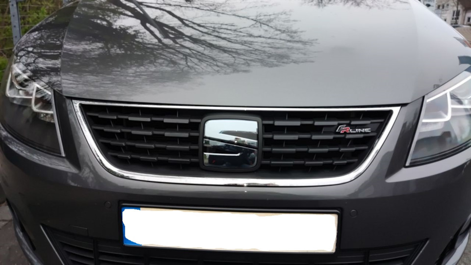 Финальный штрих, добавлена эмблема FR-Line — SEAT Alhambra (2G)
