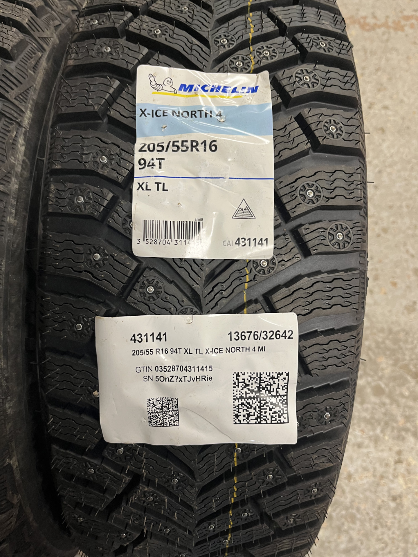 94t michelin x ice north. Michelin x-Ice North 4 205/55 r16. Michelin x-Ice r16 205/55. X-Ice North 4 205/55 r16 94t.