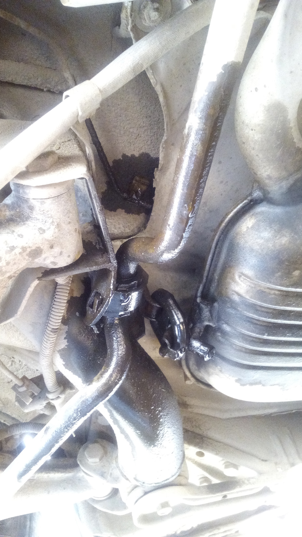 Прогнила и лопнула тормозная трубка на зад.Посоветуйте. — Volkswagen ...