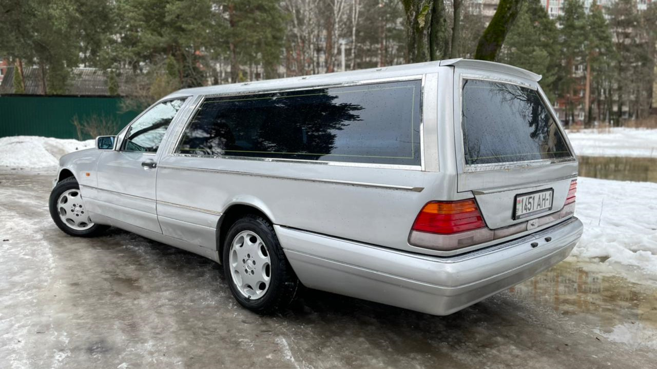 Volvo 760 катафалк