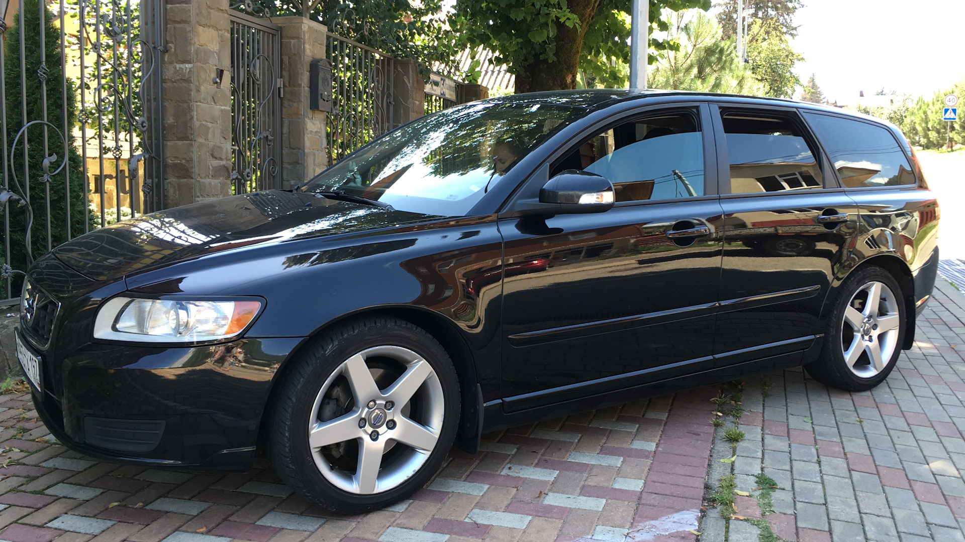 Вольво В 50 Бу Купить