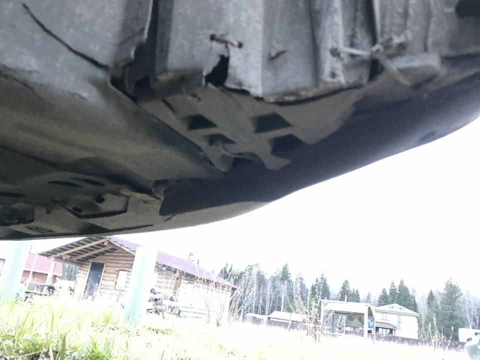 Замена подкрылка — Honda Civic Hatchback (8G), 1,8 л, 2009 года ...