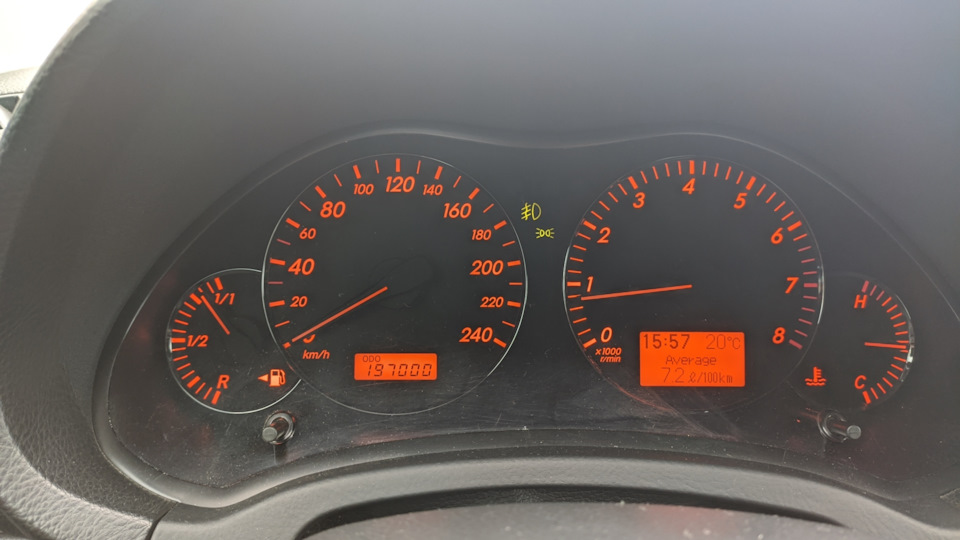 Устранил скрип багажника — Toyota Avensis II, 1,8 л, 2008 года | своими ...