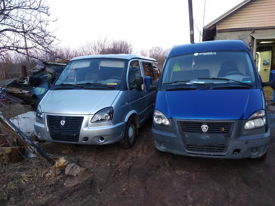 Два моих красавца — ГАЗ Соболь, 2,5 л, 2005 года | просто так | DRIVE2