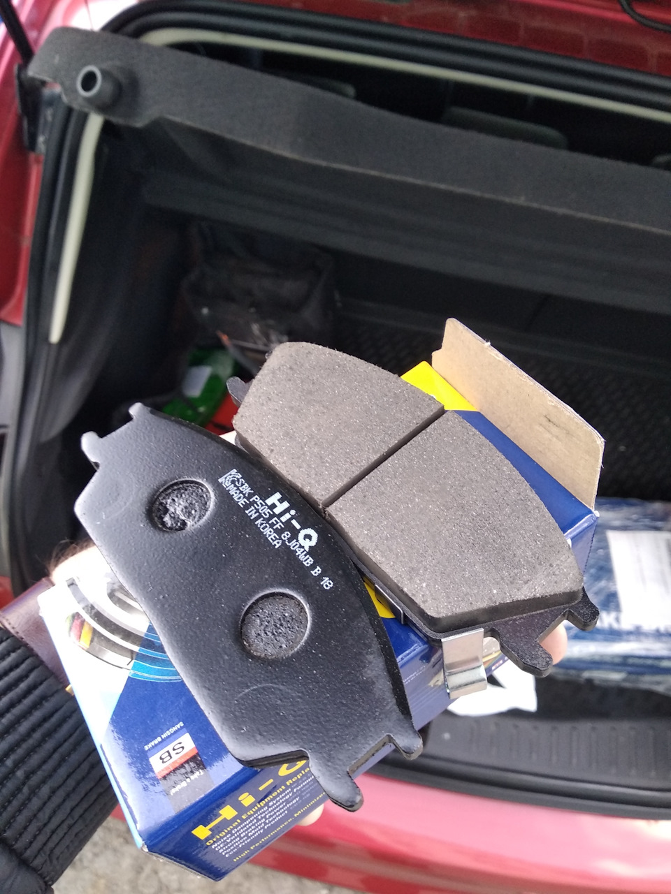 Замена передних тормозных дисков и колодок — Hyundai Getz, 1,4 л, 2009 ...