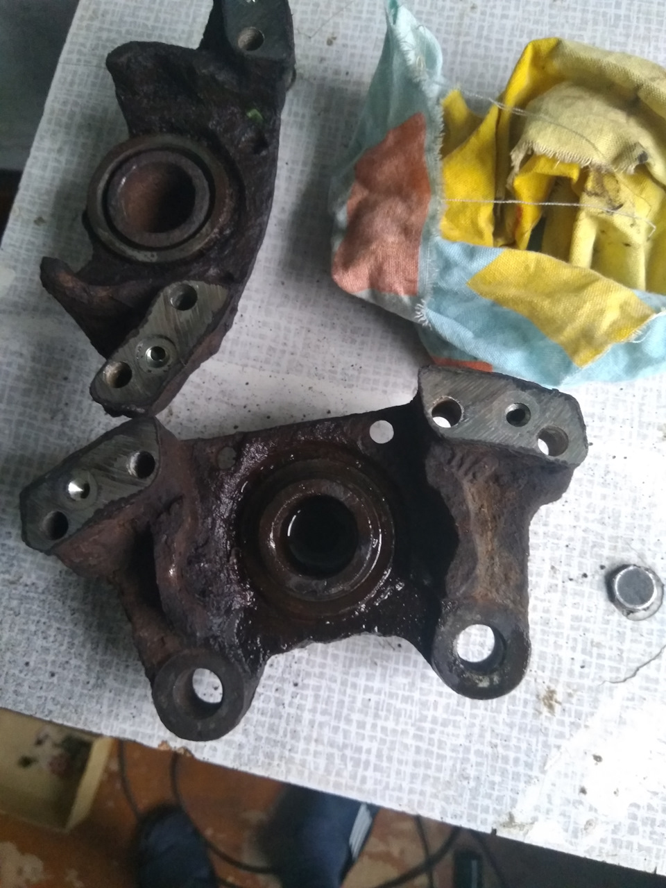 Как вытянуть поршень из суппорта временно — Opel Vectra B, 1,8 л, 1996 ...