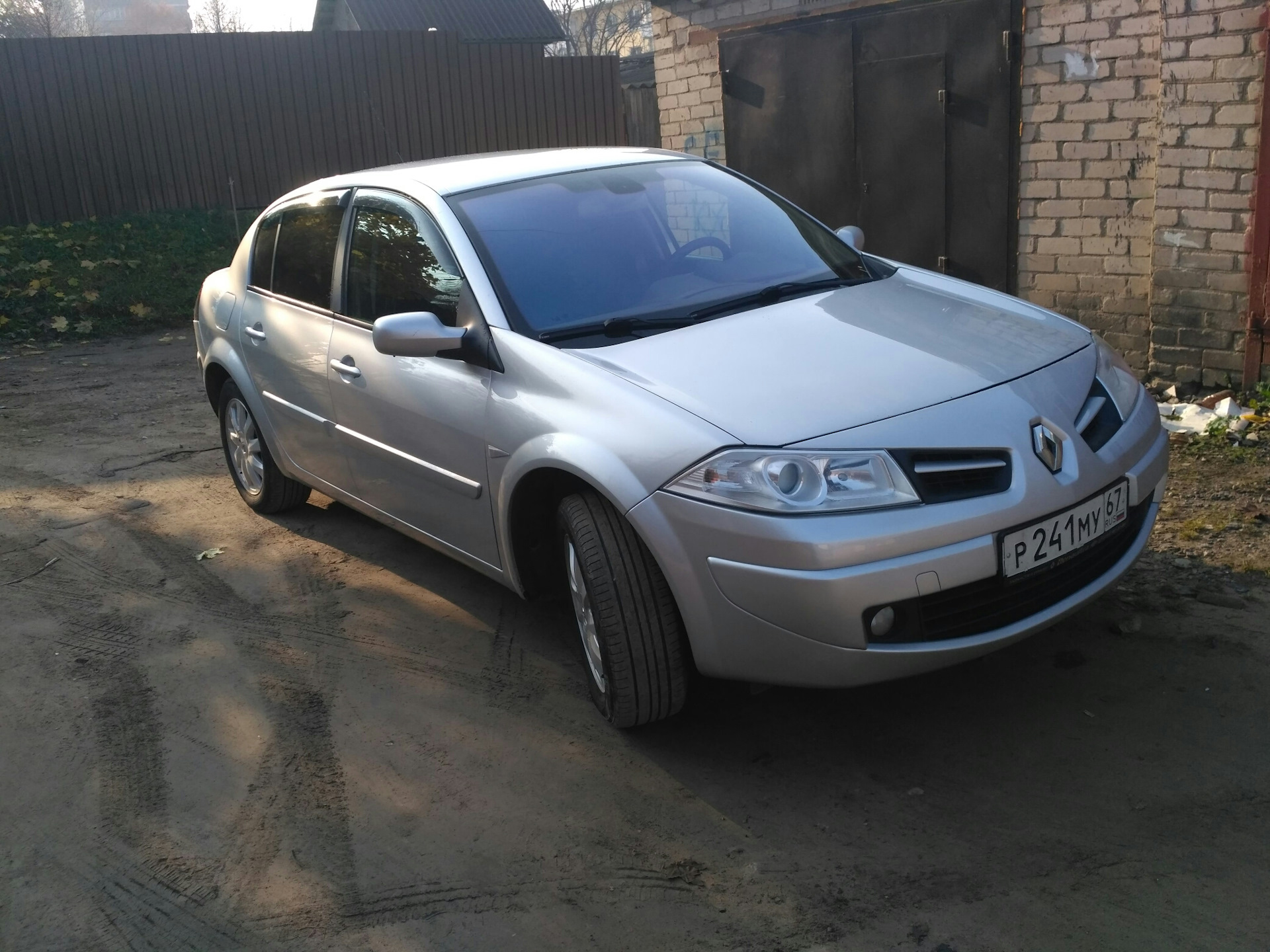 Предпродажка, освежил кузов — Renault Megane II, 1,6 л, 2007 года |  кузовной ремонт | DRIVE2