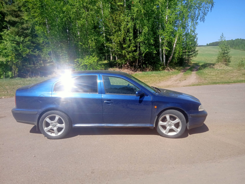Шкода Октавия тур 225/50R17 — Skoda Octavia A4 Mk1, 2 л, 1998 года ...