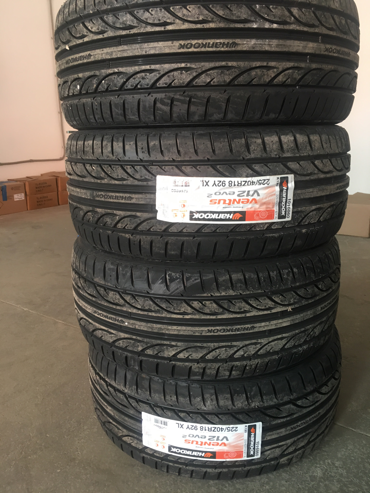Шина ханкук вентус отзывы. Ханкук Вентус v12 evo2. Hankook Ventus v12 evo2. Hankook Ventus v12 evo2 k120. Jacmuies 235 120.