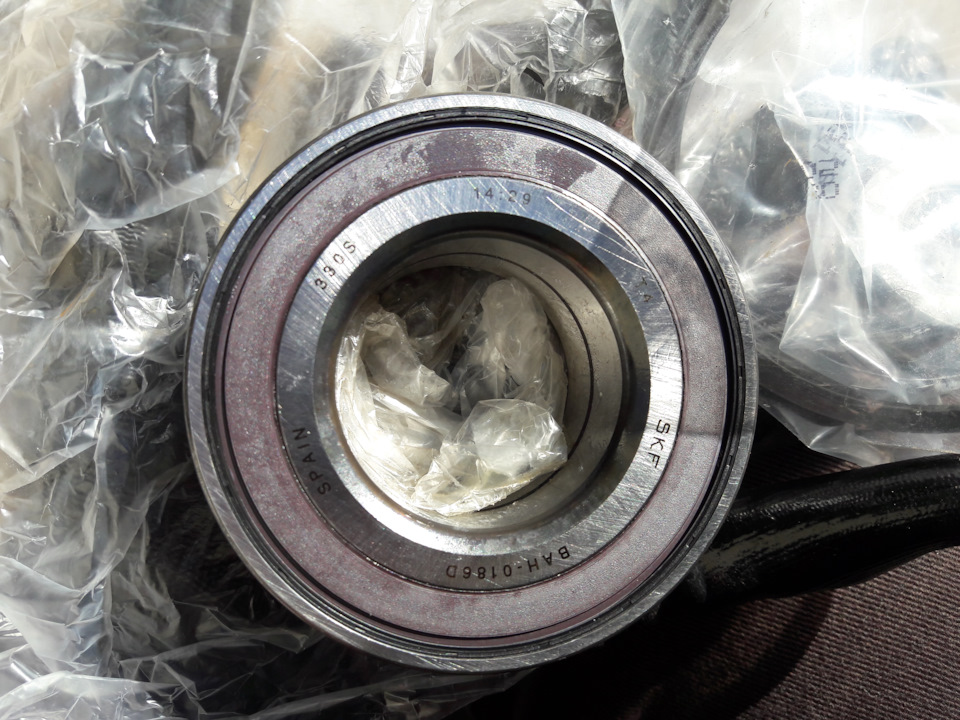 Новый — Peugeot 308 (1G). Запчасти на фото: BAH0186D