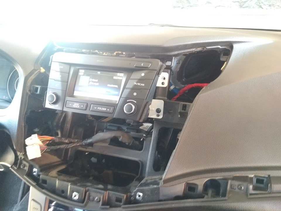 I40 как снять магнитолу Установка камеры заднего вида - Hyundai i40, 2 л, 2014 года аксессуары DRIVE2