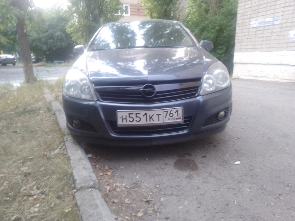 Перекраска элементов решетки радиатора — Opel Astra H, 1,6 л, 2007 года ...