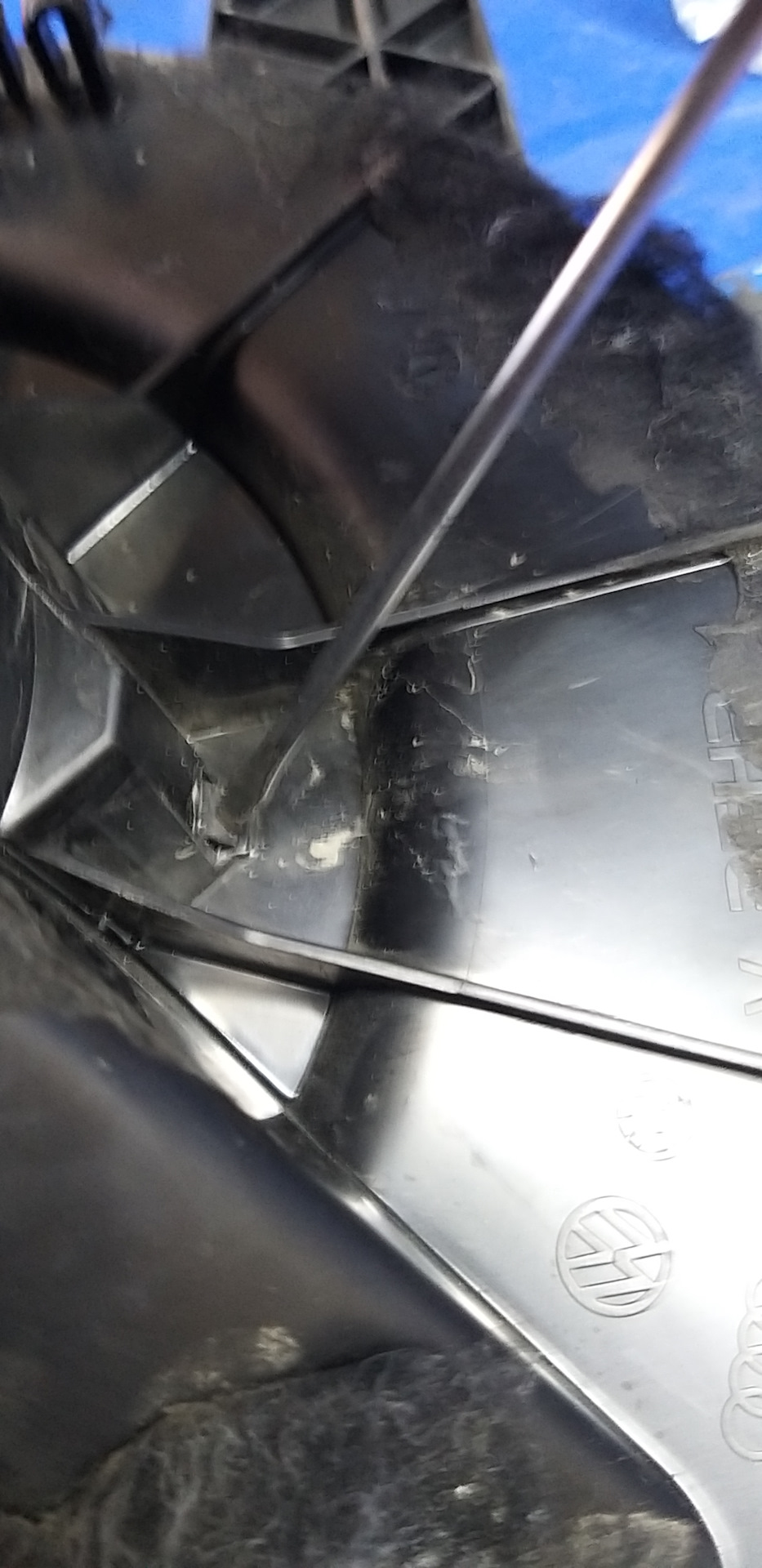 Устранения вибрации, снятие, чистка крыльчатки печки — Skoda Rapid (1G ...