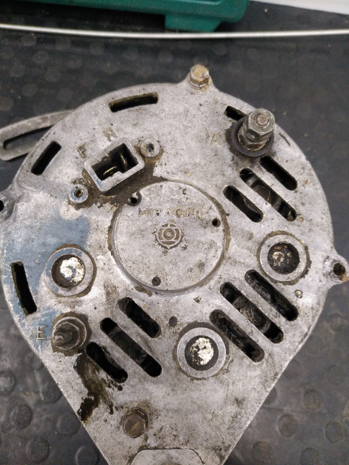 Щетки генератора гольф 2. Номер генератора фольксваген джетта 5. Генератор хендай старекс 2. Gh 220259 номер генератора. Генератор опель вектра б 1.