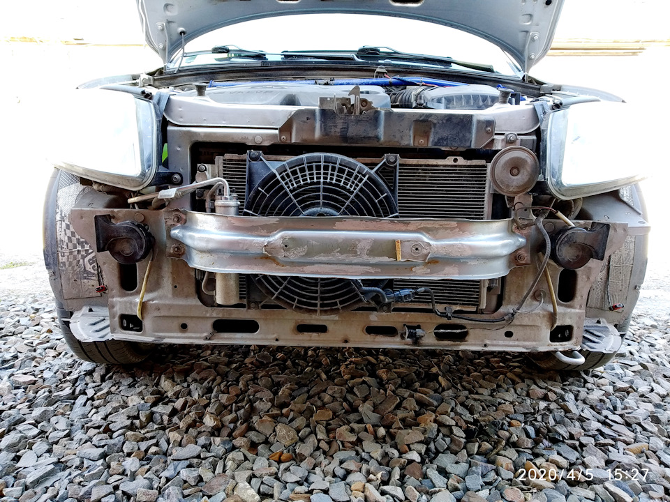 Чистка сот радиаторов кондея и охл. двигателя. — Lada Гранта лифтбек, 1 ...