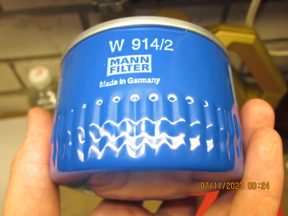 Маслофильтр MANN W 914/2 — Lada Vesta SW (1G). Запчасти на фото: W9142