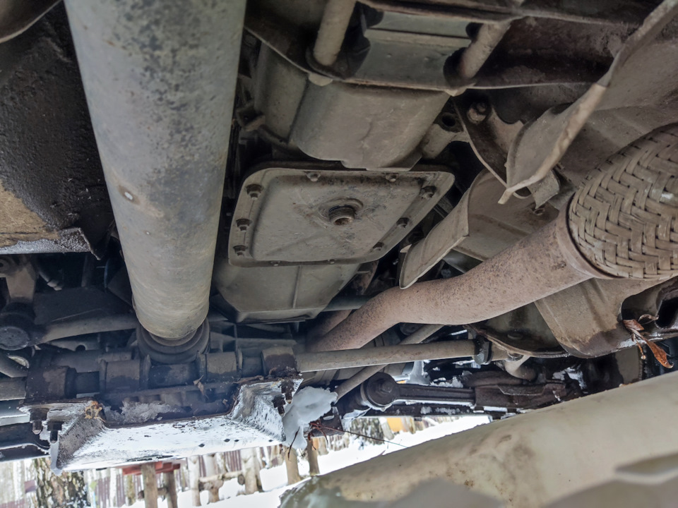 Масло в коробке — Chevrolet Niva GLX, 1,7 л, 2014 года | расходники ...