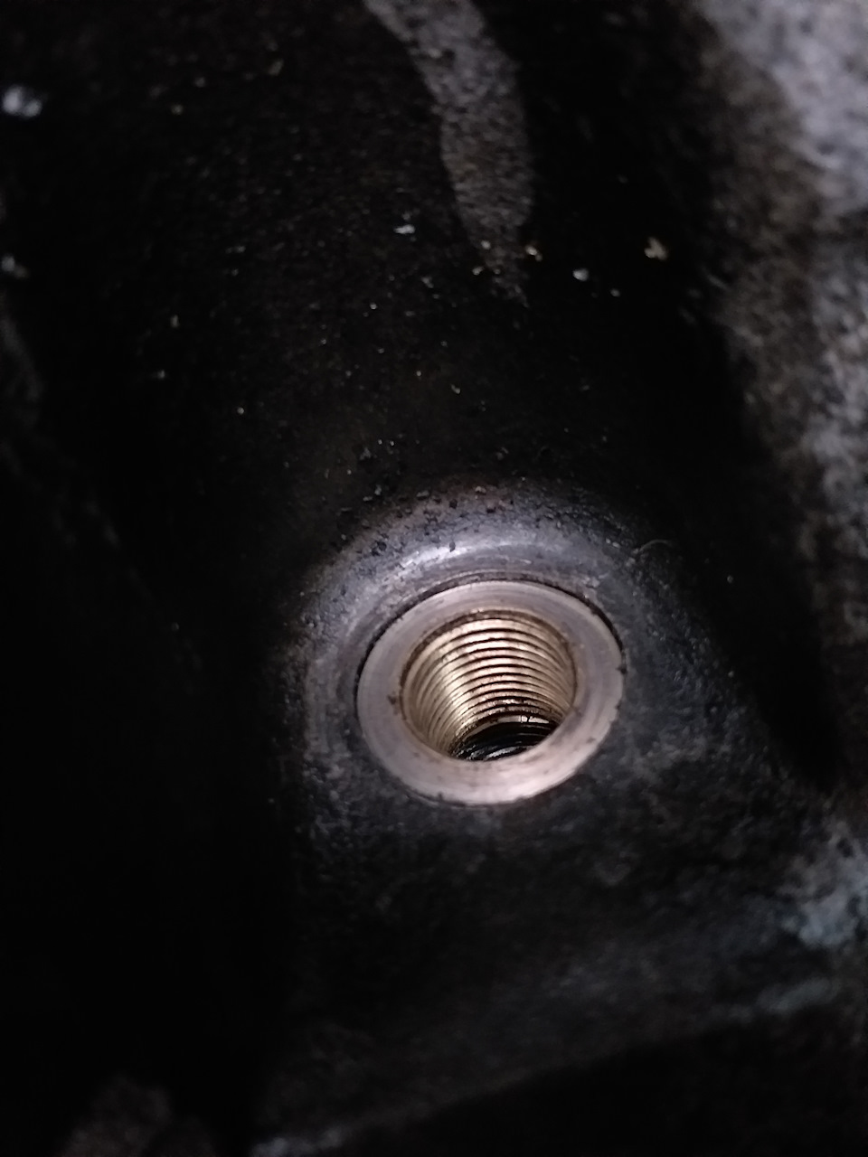 Беда! -1 свечная резьба на ГБЦ — Audi 80 (B3), 1,8 л., 1990 года ...